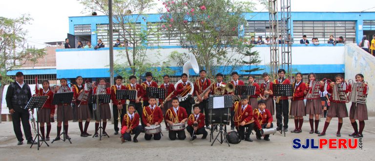 Banda de Música IE Saul Cantoral Huamani.-